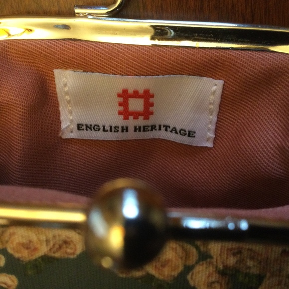 Floral coin purse - Picture 3 of 8